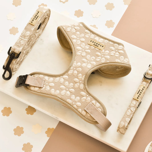 Cocopup London – LUXE Adjustable Neck Harness – Mocha Flower Pet Care > Dog Supplies > Dog Collars, Leads & Harnesses Cocopup London Leash LAR