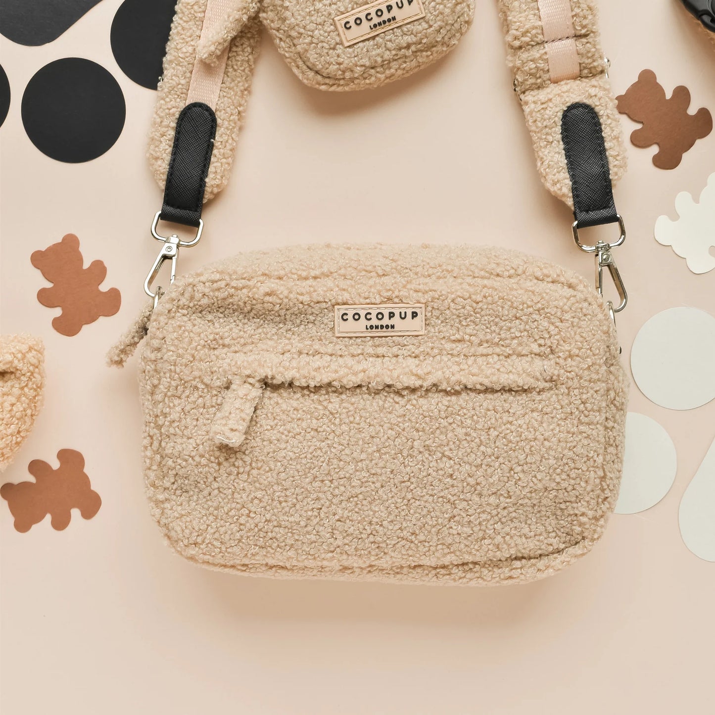 Cocopup London – Dog Walking Bag – Teddy Rupert Pet Care > Dog Supplies > Dog Collars, Leads & Harnesses Cocopup London Dog Walking Bag Medium