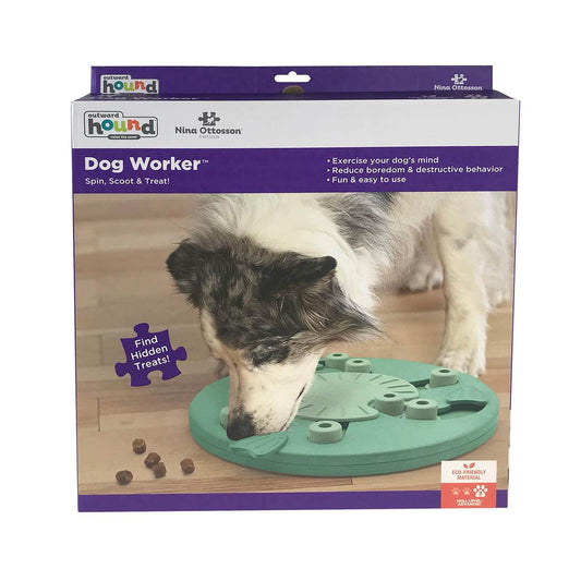 Nina Ottosson Dog Worker Treat Dispensing Interactive Dog Game Level 3 Dog toys Nina Ottoson