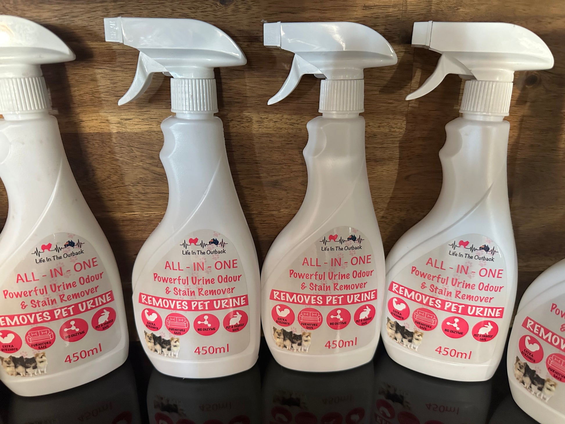 1x Life In The Outback's Urine Odour and Stain Remover Pet Care > Dog Supplies > Dog Training Aids Life in the outback