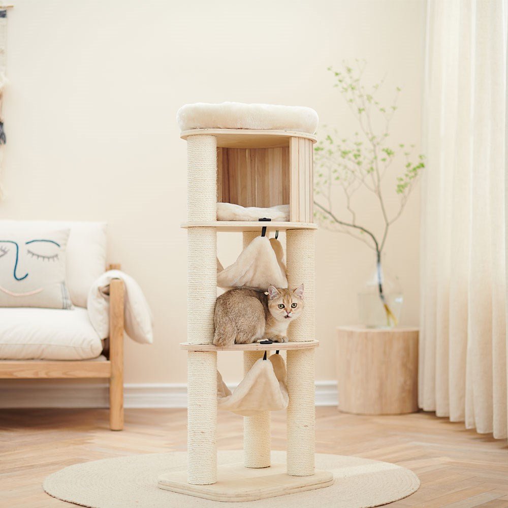 Petsbelle Halfair Solid Wood Cat TreeWoofy and Whiskers