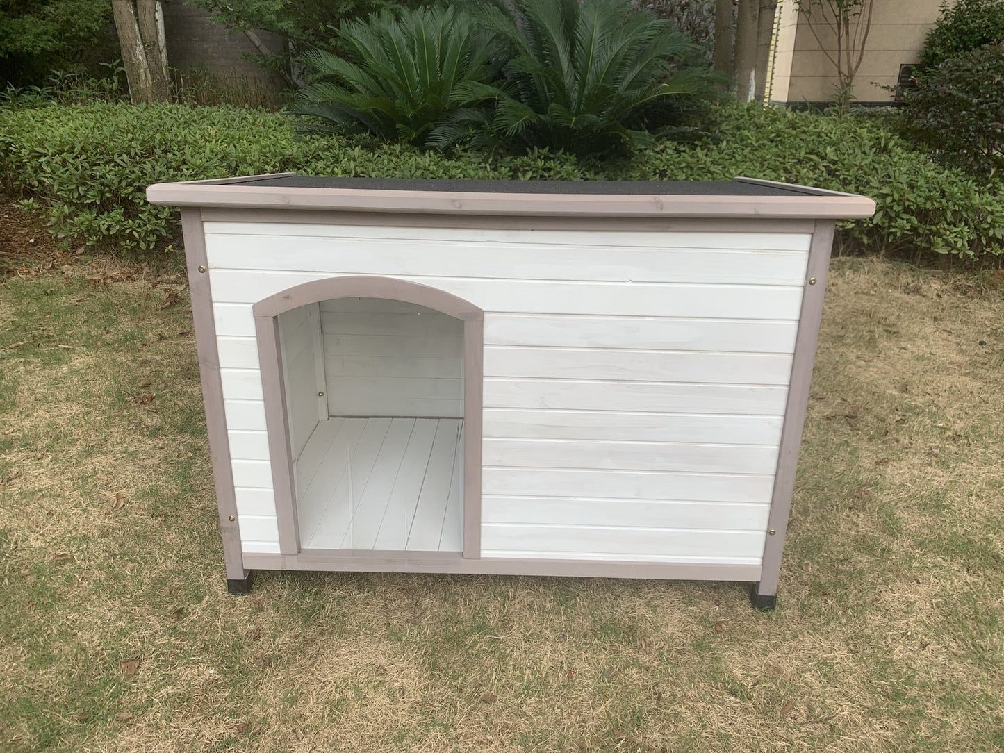 YES4PETS L Timber Pet Dog Kennel House Puppy Wooden Timber Cabin With Stripe WhiteWoofy and Whiskers